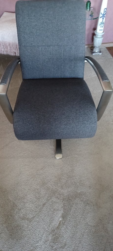 T e koop: Twee antracietgrijze draai fauteuils, Ophalen, Gebruikt, Minder dan 75 cm, 50 tot 75 cm