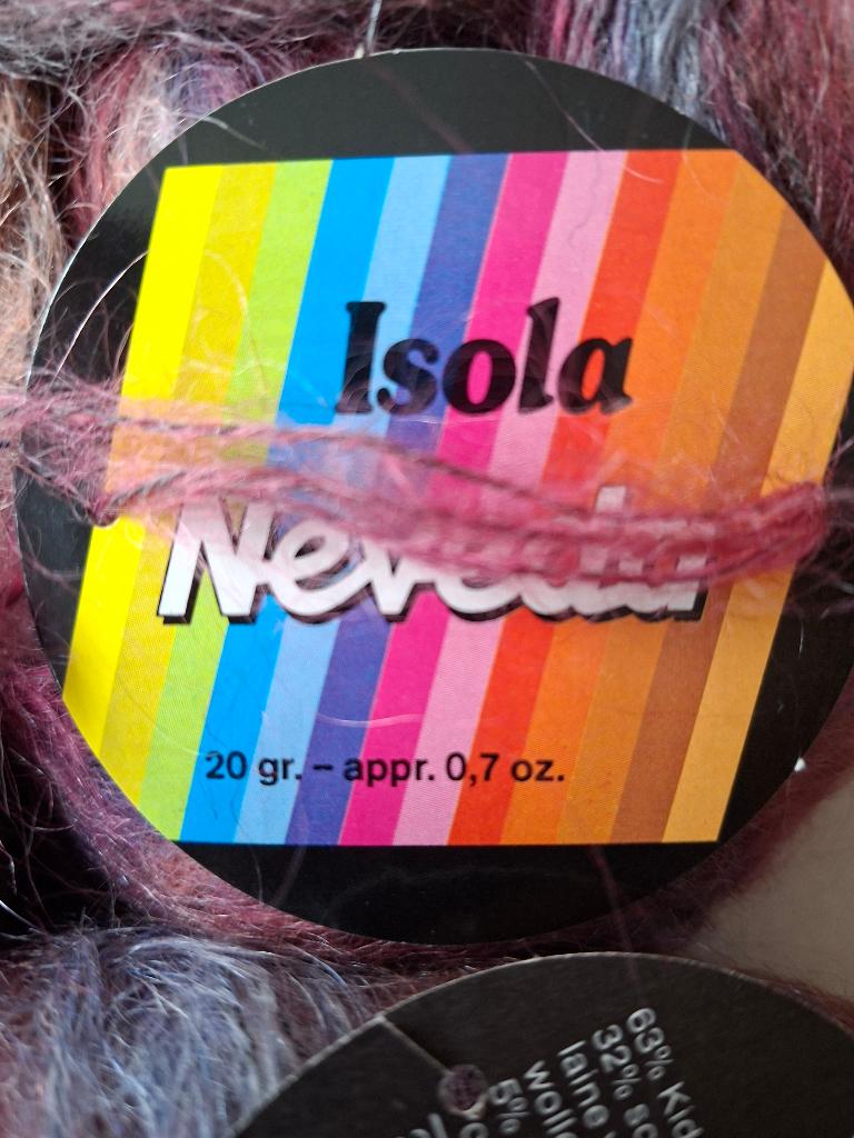 17 Bollen Neveda Isola brei garen, Ophalen of Verzenden, Zo goed als nieuw, Breien, Wol of Garen