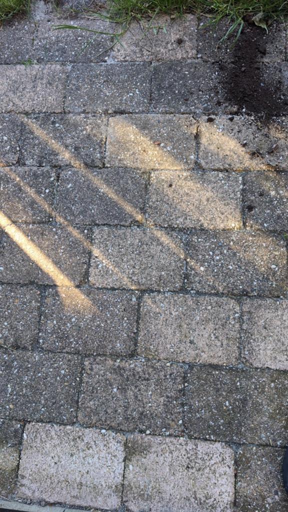 Gebruikte betonnen klinkers voor terras of oprit, Ophalen, Gebruikt, 10 m² of meer, Klinkers