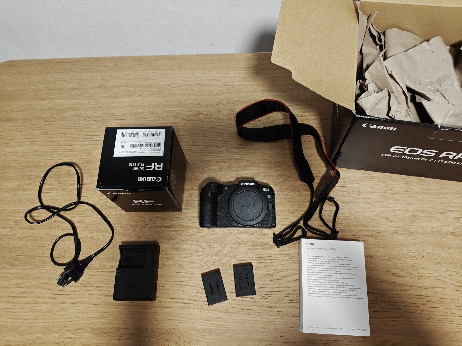 Canon EOS RP Systeemcamera met RF 50mm F1.8 STM lens, Canon, 26 Megapixel, Ophalen of Verzenden, Zo goed als nieuw