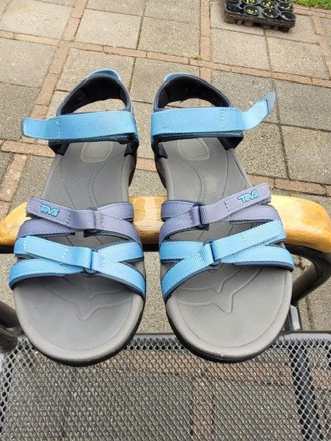 Teva sandalen, Kleding | Dames, Schoenen, Blauw, Zo goed als nieuw, Teva, Sandalen of Muiltjes