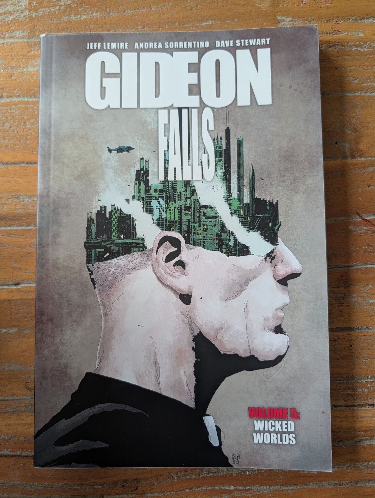 Gideon Falls, Volume 5: Wicked Worlds - TPB comic, Meerdere comics, Ophalen of Verzenden, Zo goed als nieuw, Amerika