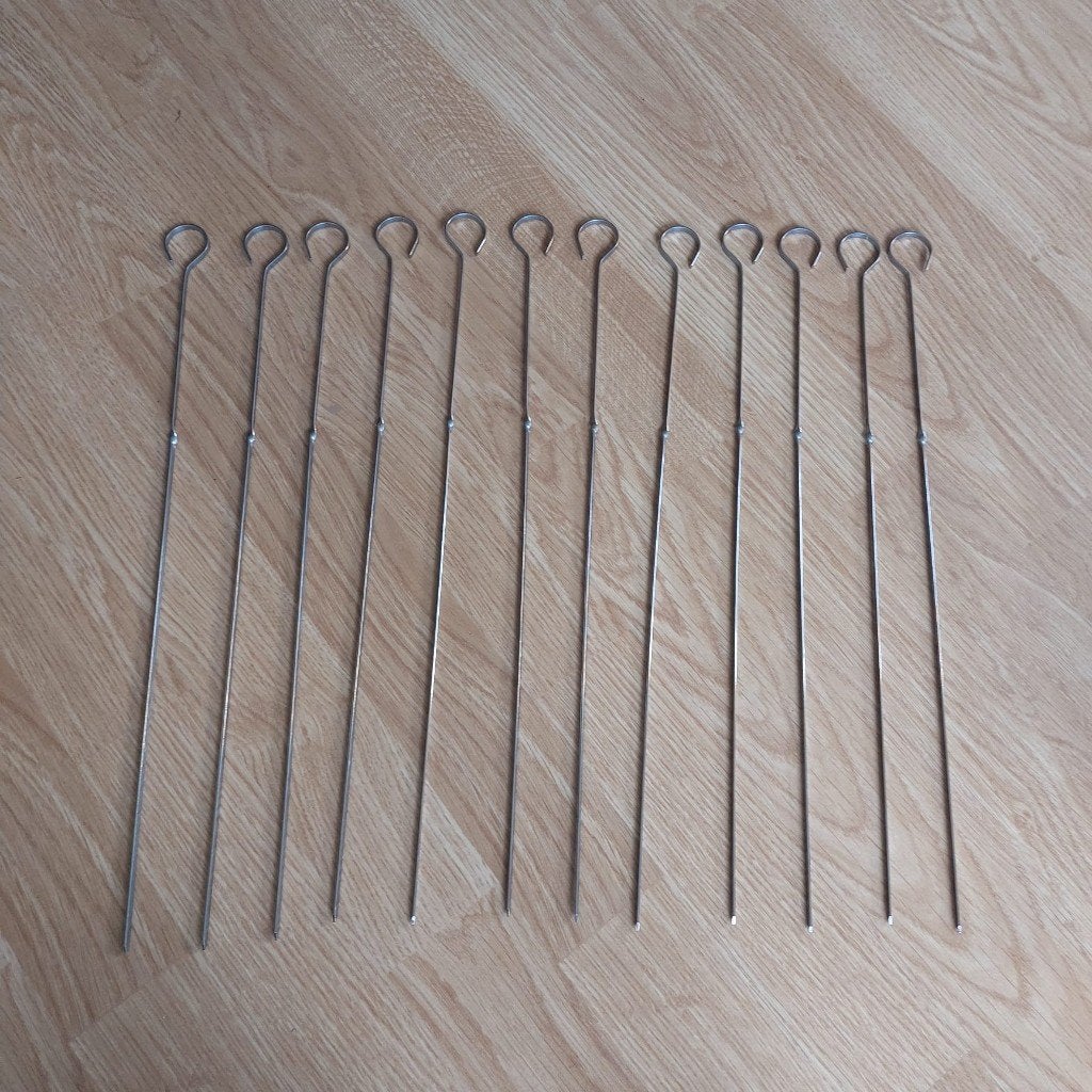 Сomplete set van 12 roestvrijstalen(RVS)barbecue spiesjes, Ophalen of Verzenden