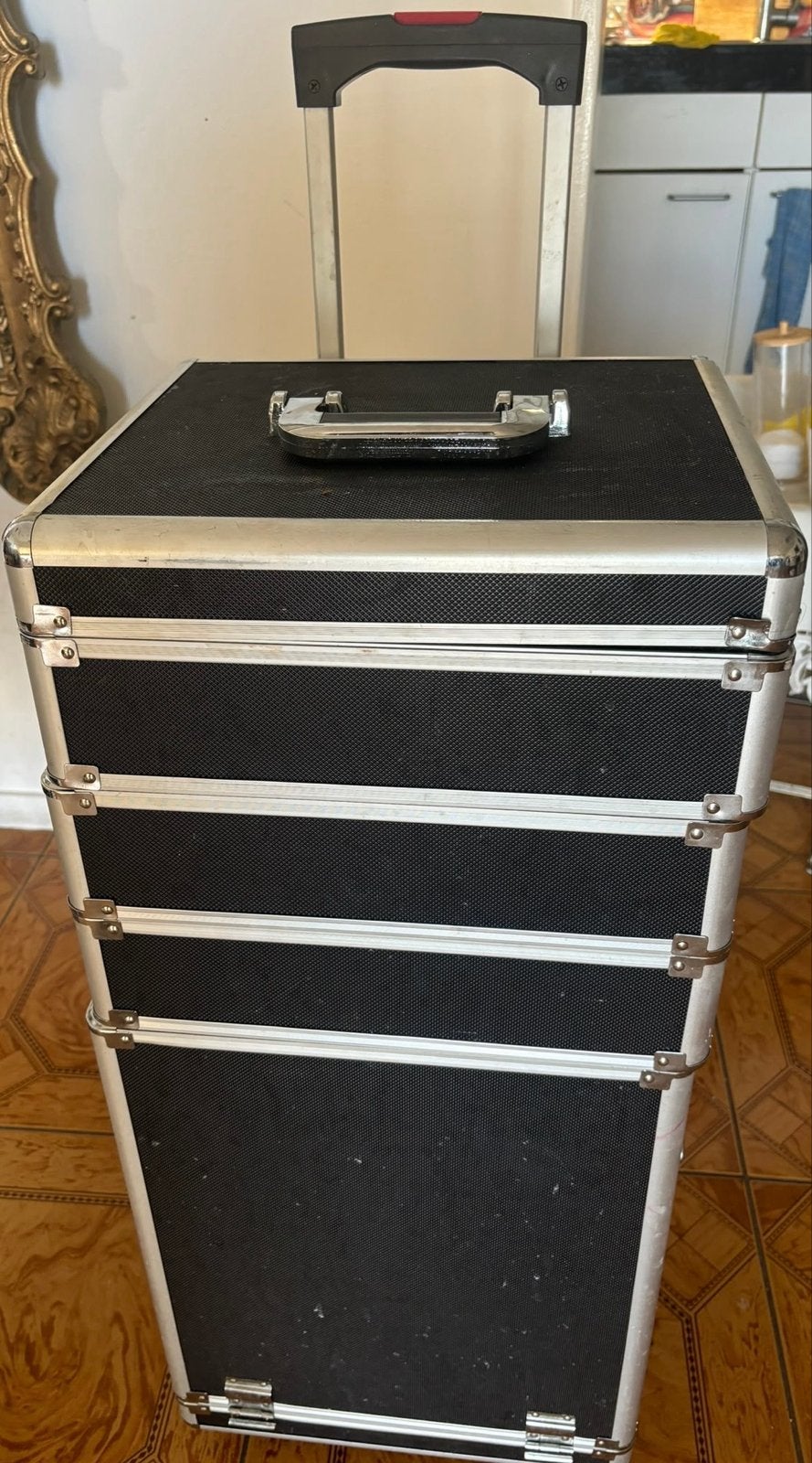 Professionele make-up koffer op wielen - Zwart, Gebruikt, Zwart, Ophalen of Verzenden, Met slot