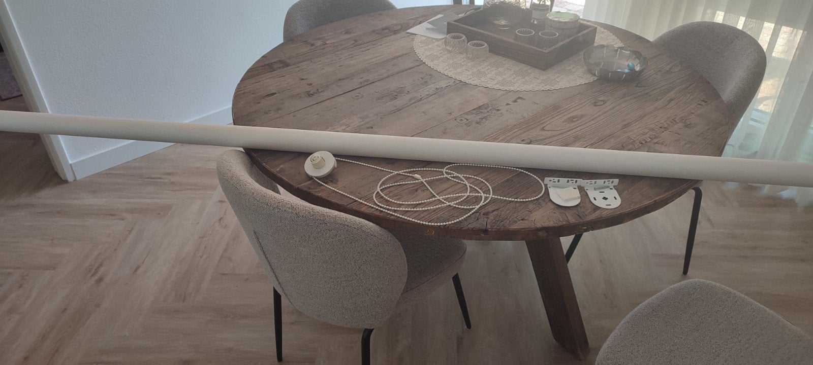 Beige Rolgordijn - 140x190 cm - Verduisterend, Ophalen, Gebruikt, Koordbediening, Rolgordijn