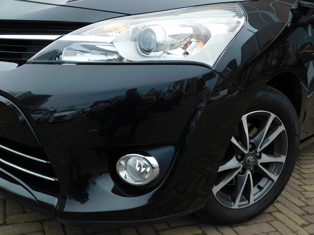 Toyota Verso 1.8 VVT-i Aspiration (bj 2013), Voorwielaandrijving, Gebruikt, 4 cilinders, Zwart