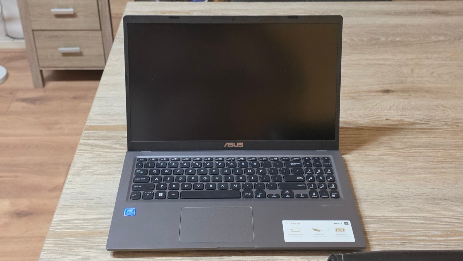 ASUS Laptop i5 Pentium 8GB RAM 512GB SSD met lader, Computers en Software, Gebruikt, 2 tot 3 Ghz, 8 GB, ASUS