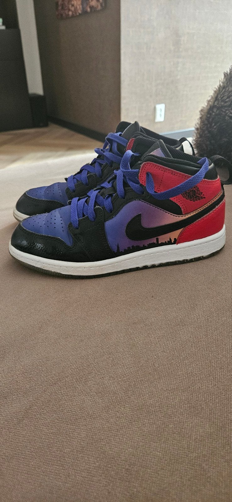 Jordan mid 1 skyline, Ophalen, Zo goed als nieuw, Jongen of Meisje, Schoenen