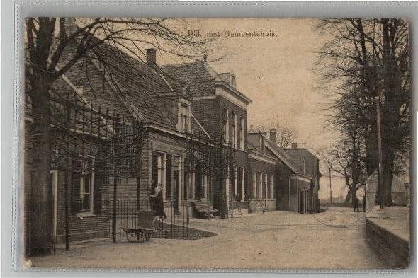 Ammerstol Dijk met Gemeentehuis st 1910, Ophalen of Verzenden, Voor 1920, Gelopen, Zuid-Holland
