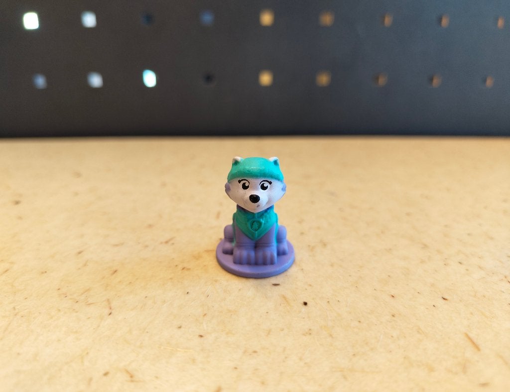 Paw Patrol Everest Figuurtje Chocolade-Ei Collectie (3,3 cm), Ophalen of Verzenden, Zo goed als nieuw, Hardplasticfiguren