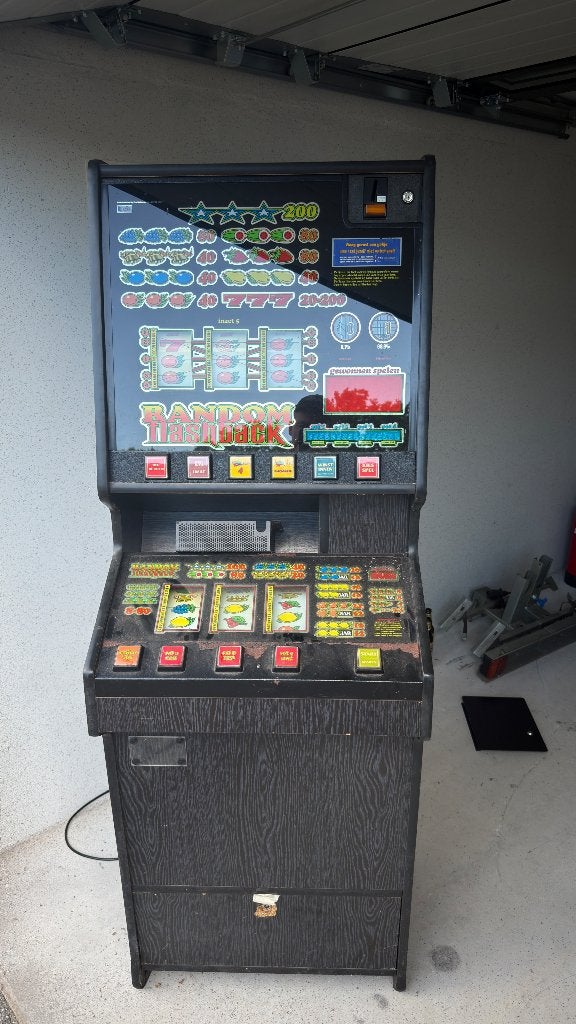 Random flashback gokkast (niet werkend) Opknapper, Verzamelen, Automaten | Gokkasten en Fruitautomaten, Ophalen, Gebruikt