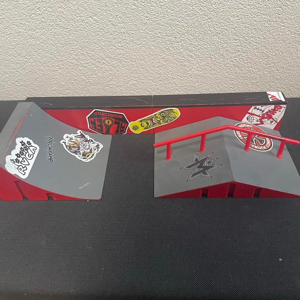 Techdeck set met 2 fingerboards en skatepark, Sport en Fitness, Skateboarden, Ophalen of Verzenden, Gebruikt