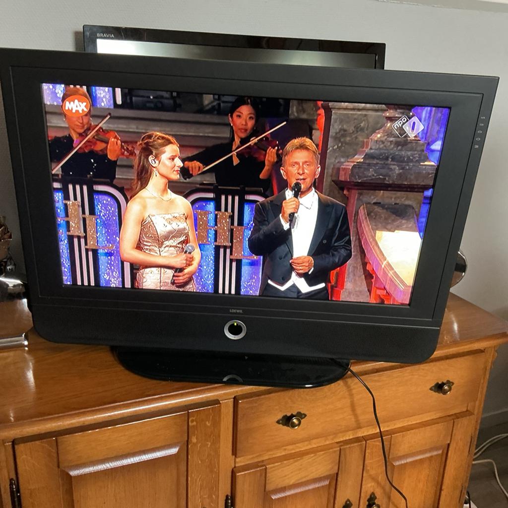 Loewe TV - Alles erop en eraan, Audio, Tv en Foto, Televisies, Philips, 50 Hz, Ophalen of Verzenden, Zo goed als nieuw