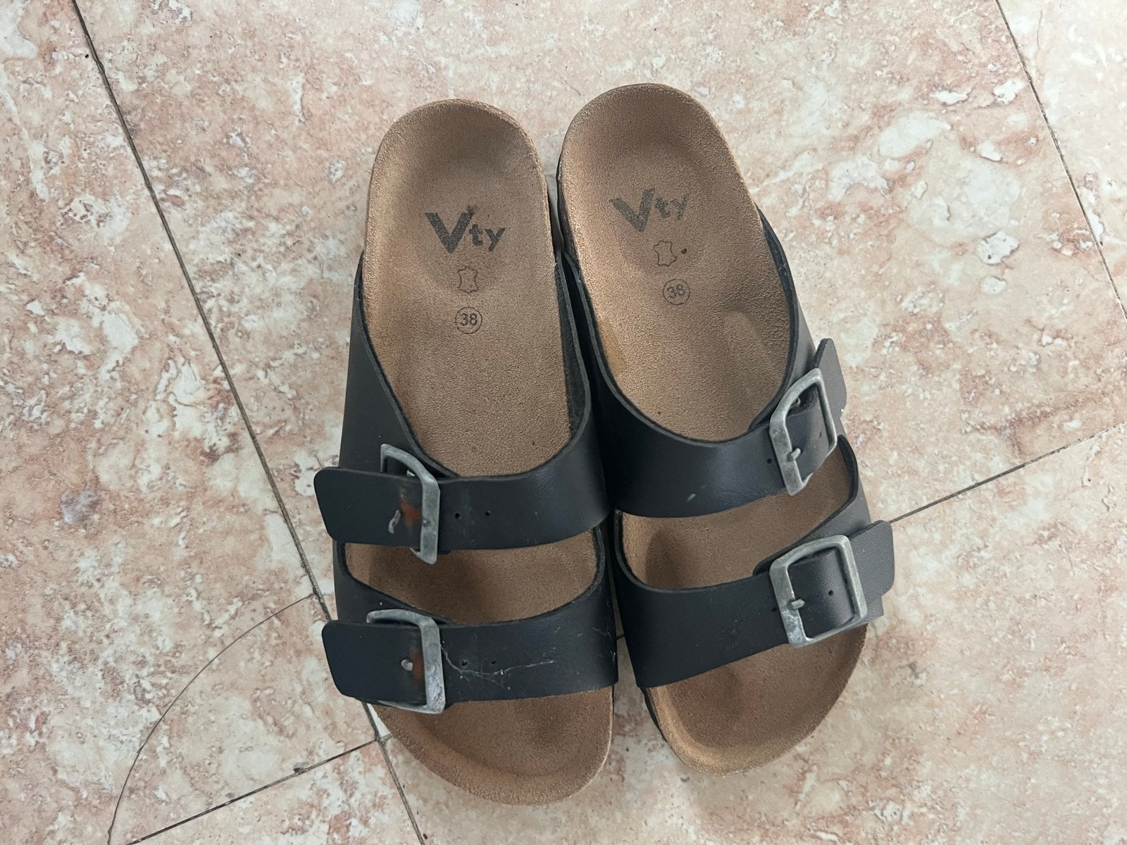 Vty sandalen maat 38 - Zo goed als nieuw, Kleding | Dames, Ophalen of Verzenden, Zo goed als nieuw, Zwart, Sandalen of Muiltjes