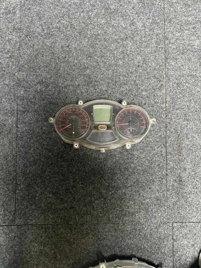 Gilera fuoco dashboard onderdelen MP3, Ophalen of Verzenden