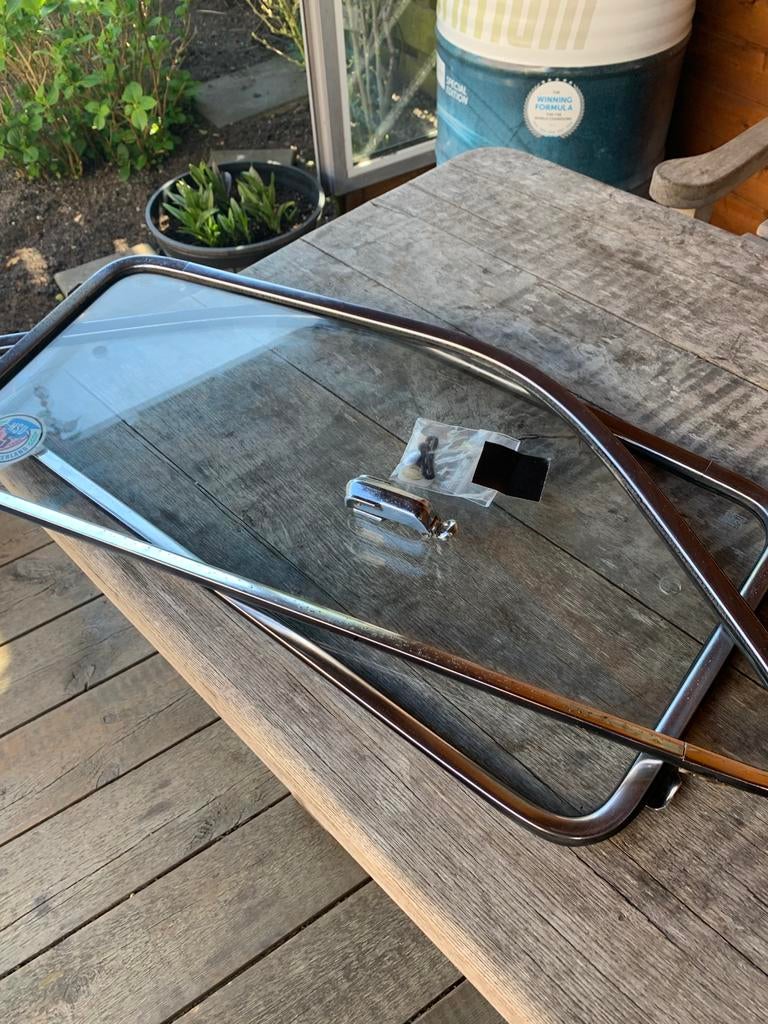 Linker en rechter uit zet raam van een NSU 1200 TT, Ophalen of Verzenden