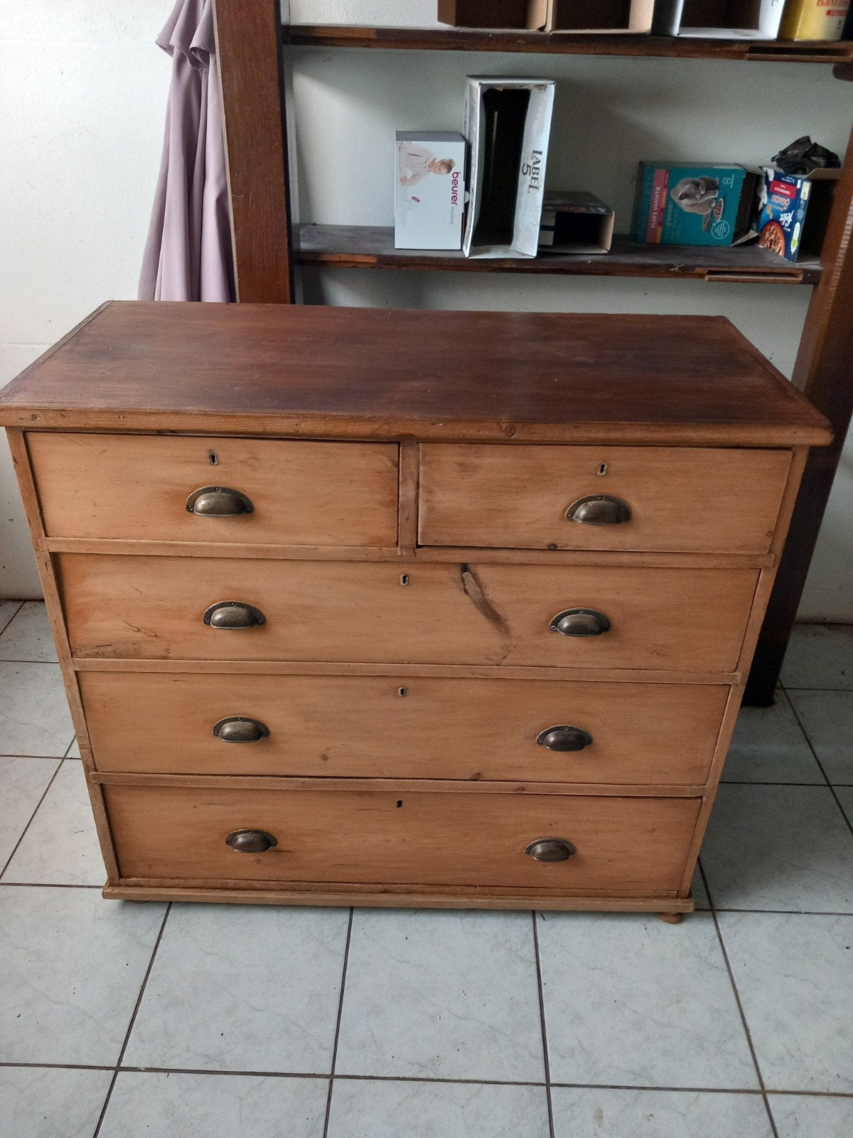 Antiek grenen ladekast/commode., Kinderen en Baby's, Kinderkamer | Commodes en Kasten, Ophalen, Gebruikt, 50 tot 70 cm, 100 cm of meer