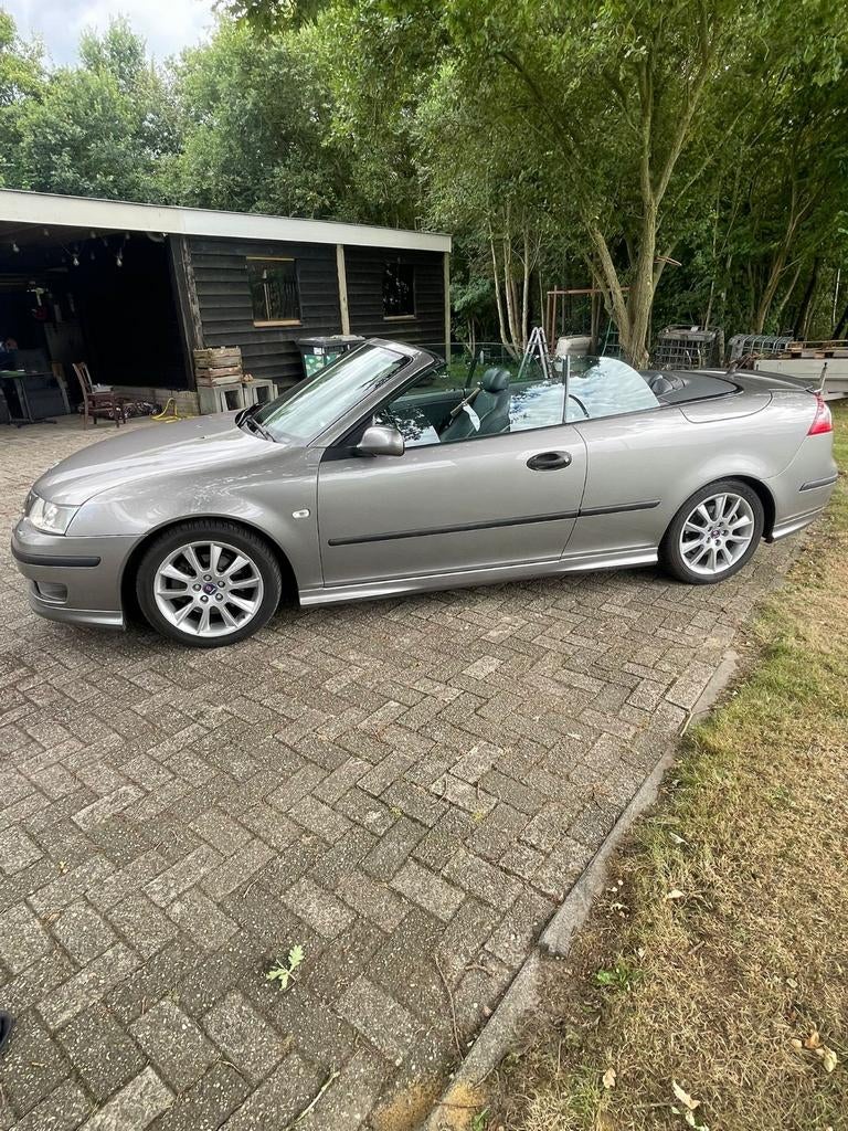 Saab 9-3 2.0 Turbo Aero Cabrio AUT 2004 Grijs, Auto's, 1998 cc, 4 cilinders, Cabriolet, 4 stoelen