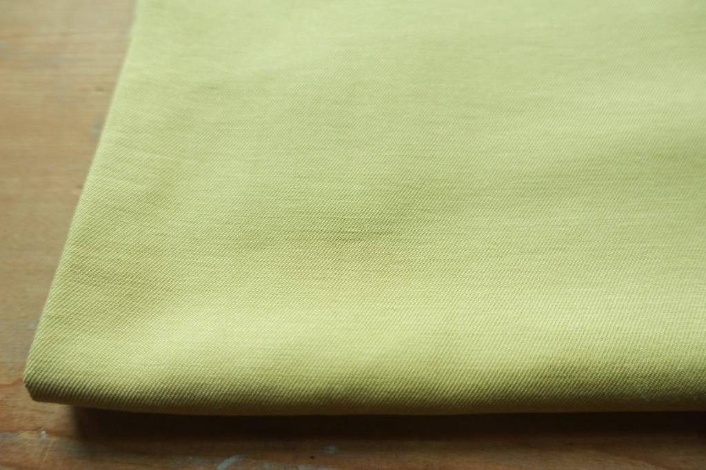 lap licht groene stof van viscose of polyester, Overige materialen, 120 cm of meer, Nieuw, Ophalen of Verzenden