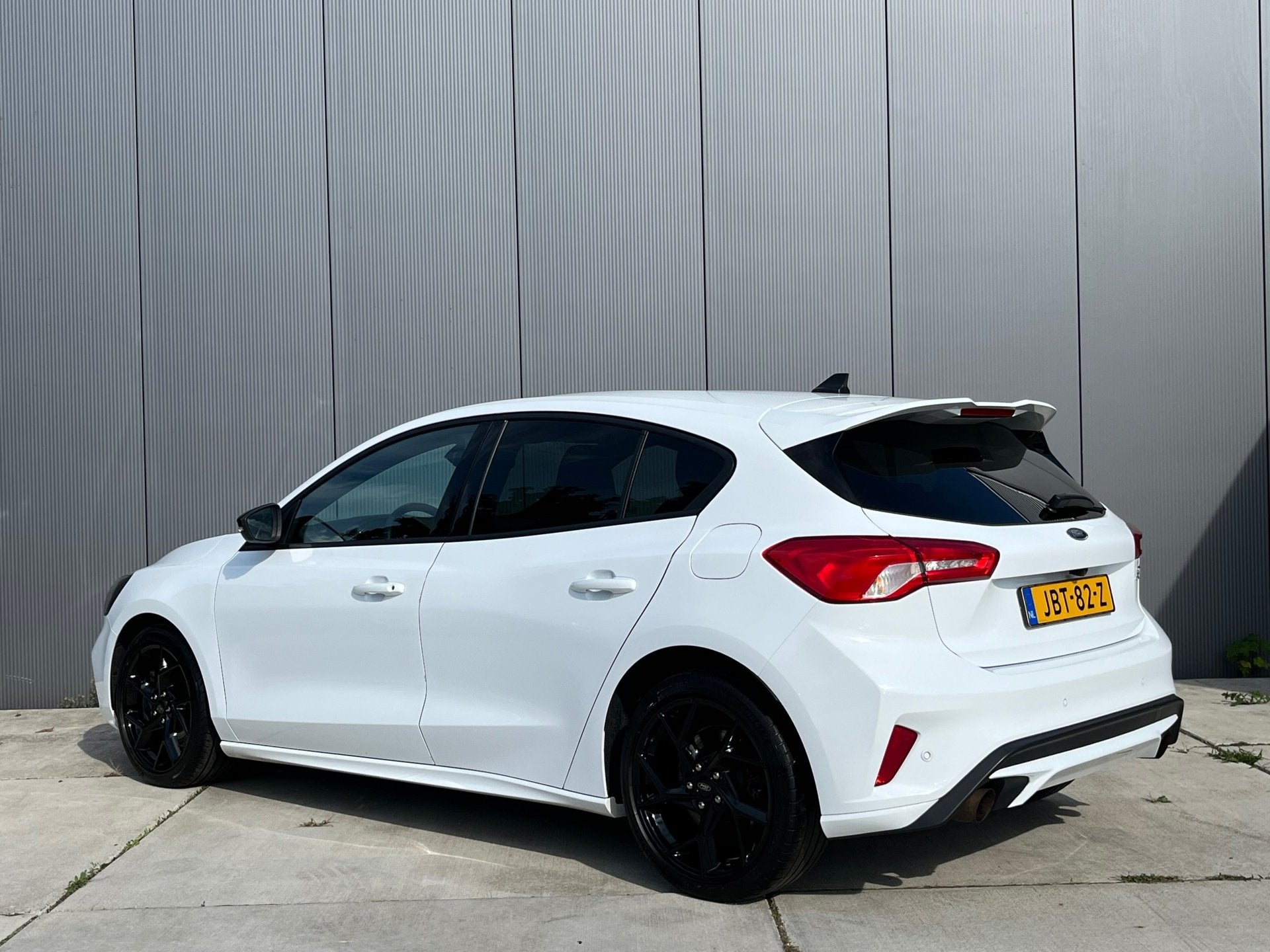 Ford Focus 2.3 EcoBoost ST-3 / Carplay / Winterpakket / Reca, 1408 kg, Gebruikt, Zwart, 4 cilinders