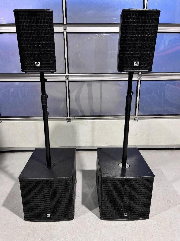 2 stuks HK audio (actieve 15 inch) sub 1500a + beschermhoes, Ophalen, Zo goed als nieuw, Audio
