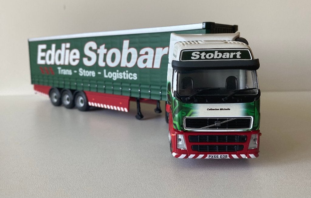Corgi Volvo FH Curtainside Catherine Michelle Eddie Stobart, Hobby en Vrije tijd, Modelauto's | 1:50, Ophalen of Verzenden, Nieuw
