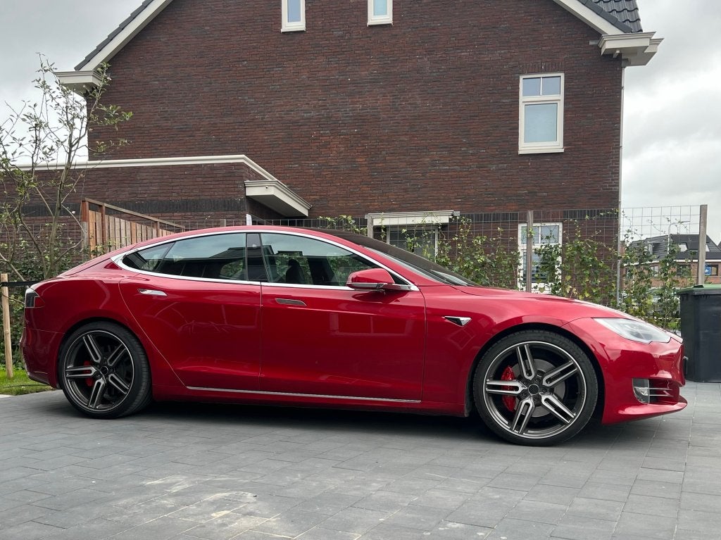 Tesla Model S 2018 Rood, Auto's, Zwart, 2183 kg, Model S, Elektrisch