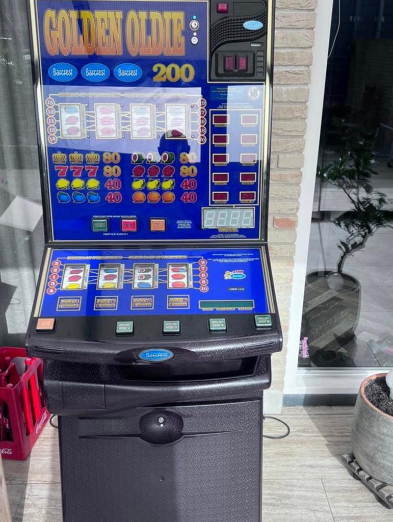 Gokkast, Verzamelen, Automaten | Gokkasten en Fruitautomaten, Euro, Ophalen of Verzenden, Gebruikt, Met sleutels