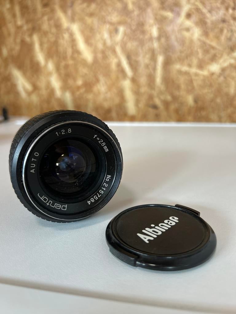 Pentor Auto 1:2.8 f=28mm lens - Vintage camera lens, Ophalen of Verzenden, Zo goed als nieuw, Groothoeklens