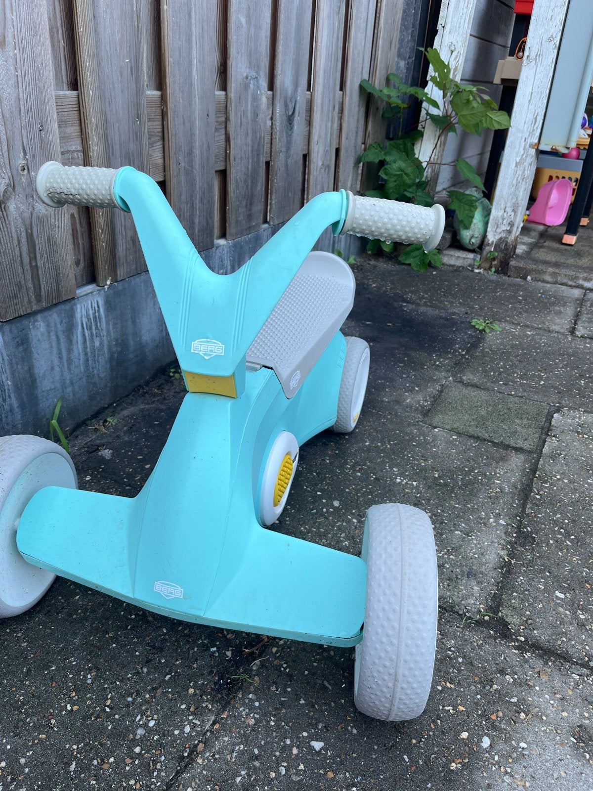 BERG Go2 Loopfiets/Loopauto - Aqua, Ophalen, Gebruikt, Loopfiets