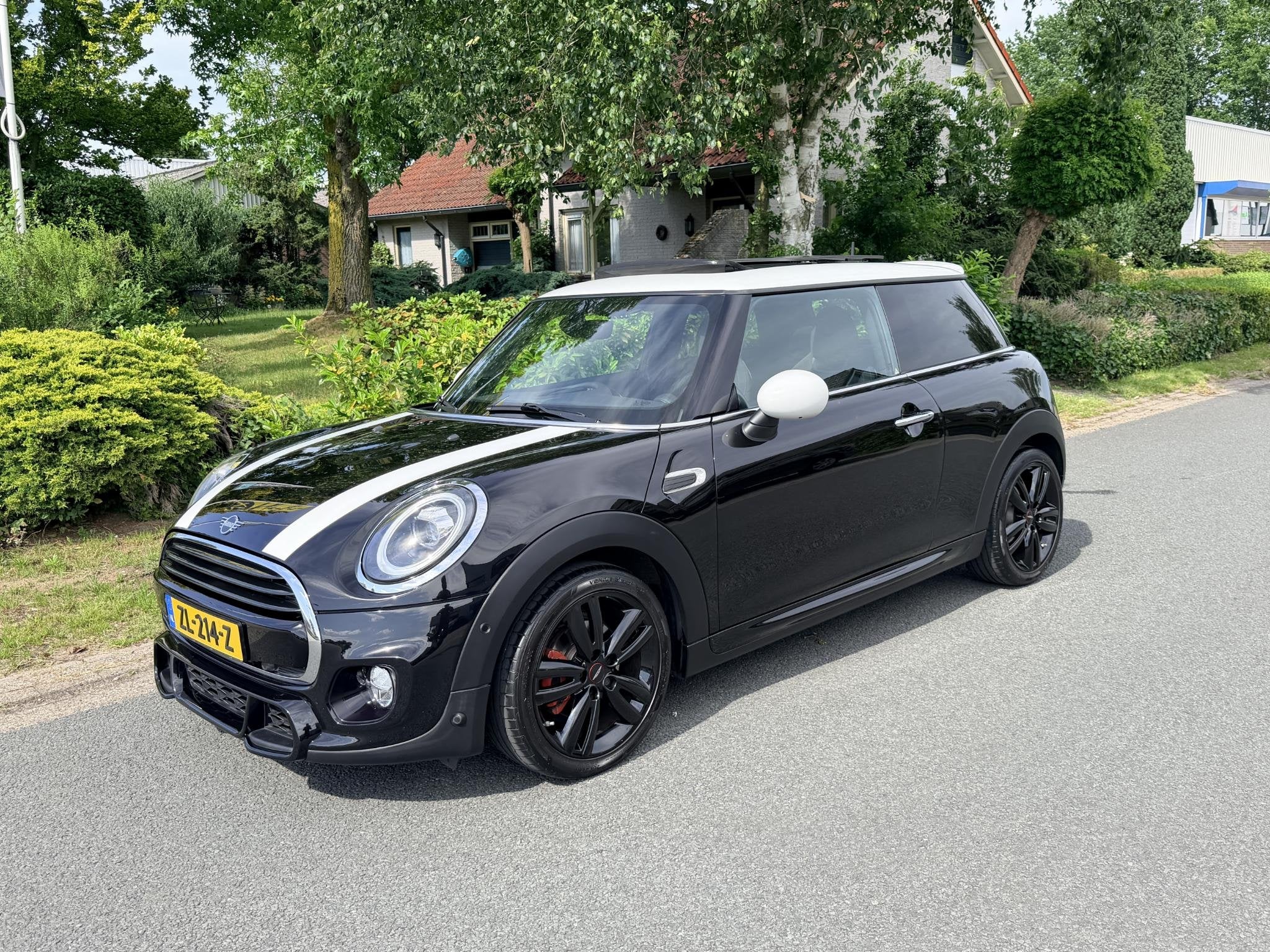 MINI Cooper 1.5 AUT 136PK JCW•Schaalstoelen•Pano, Gebruikt, 4 stoelen, Origineel Nederlands, Bedrijf