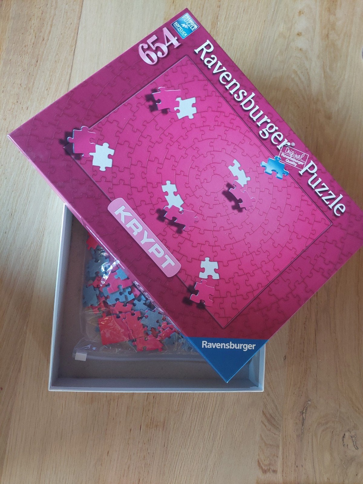 Ravensburger Krypt Roze Puzzel - 654 stukjes, Hobby en Vrije tijd, Denksport en Puzzels, Ophalen, Minder dan 500 stukjes