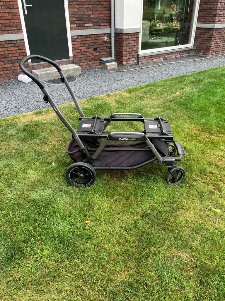 Peg perego duette - onderstel voor duo/tweeling kinderwagen, Kinderen en Baby's, Kinderwagens en Combinaties, Duowagen, Zo goed als nieuw