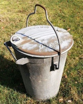 Zeldzame oude vintage zinken vuilnisemmer uit Brunssum., Huis en Inrichting, Woonaccessoires | Prullenbakken, 40 liter of meer