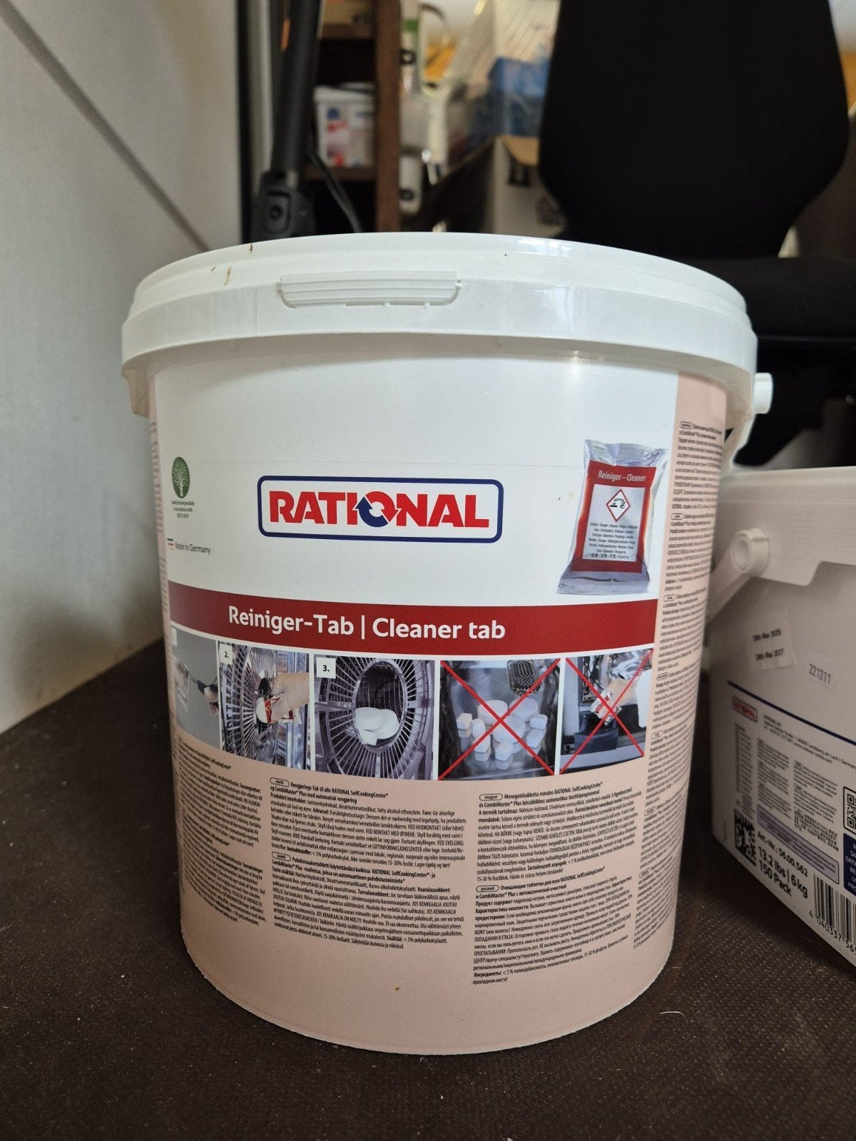 Rational Steamer Schoonmaakmiddel en Reiniger Tabs, Ophalen
