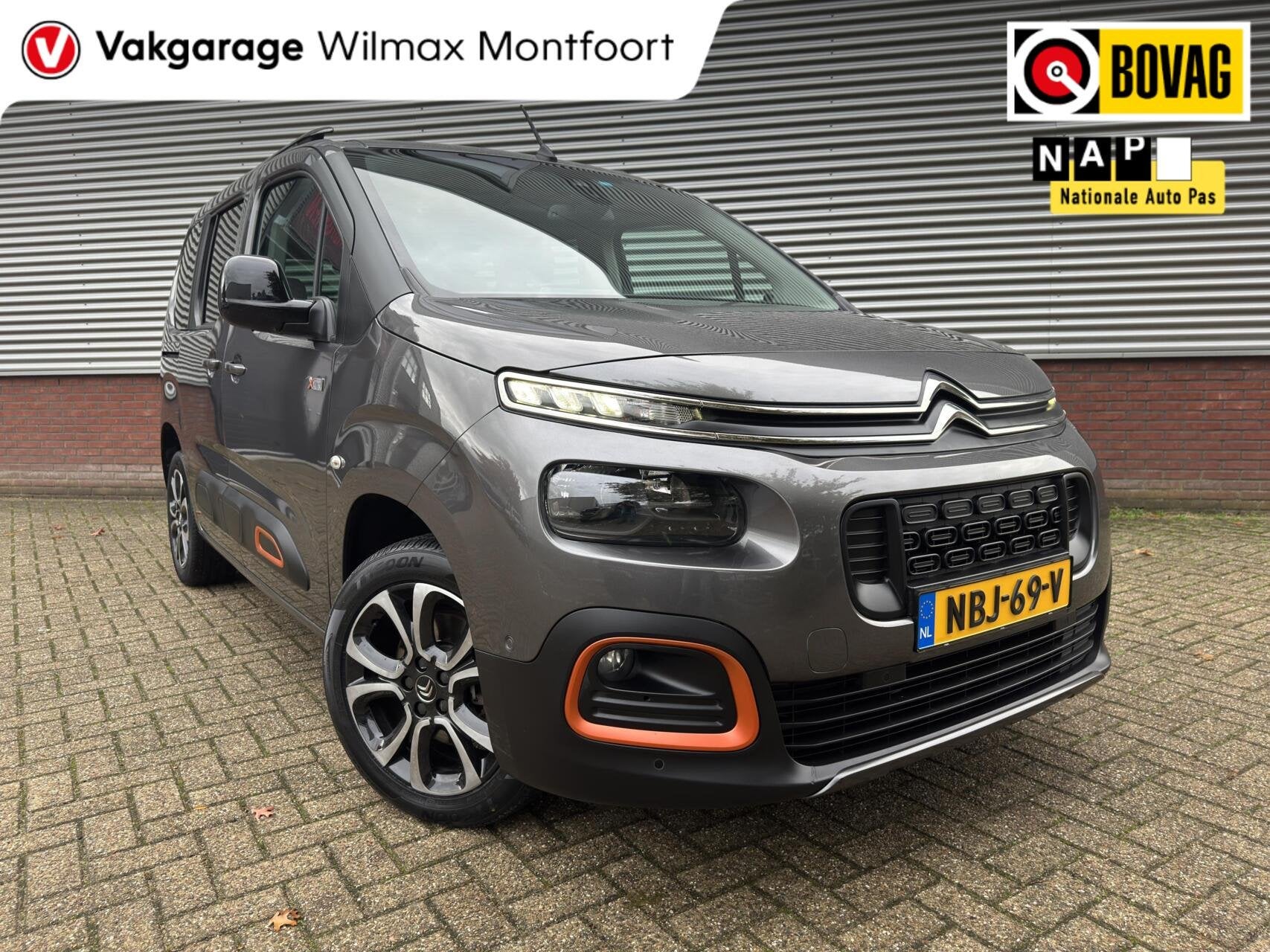 Citroen Berlingo XL 1.2 PureTech Shine|XTR|AUT|Camera|Cruise, Stof, Euro 6, 1199 cc, Met garantie (alle)
