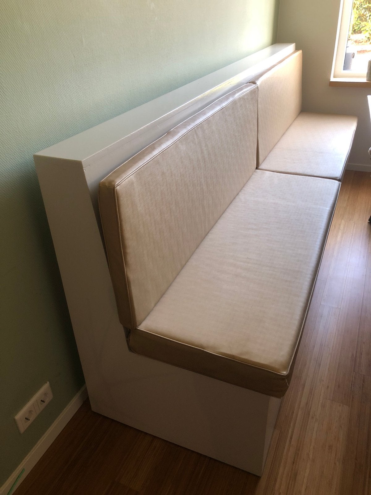 Lange Eettafel bank met opberg ruimte, Huis en Inrichting, Banken | Bankstellen, Ophalen, 250 tot 300 cm, Gebruikt, Minder dan 75 cm
