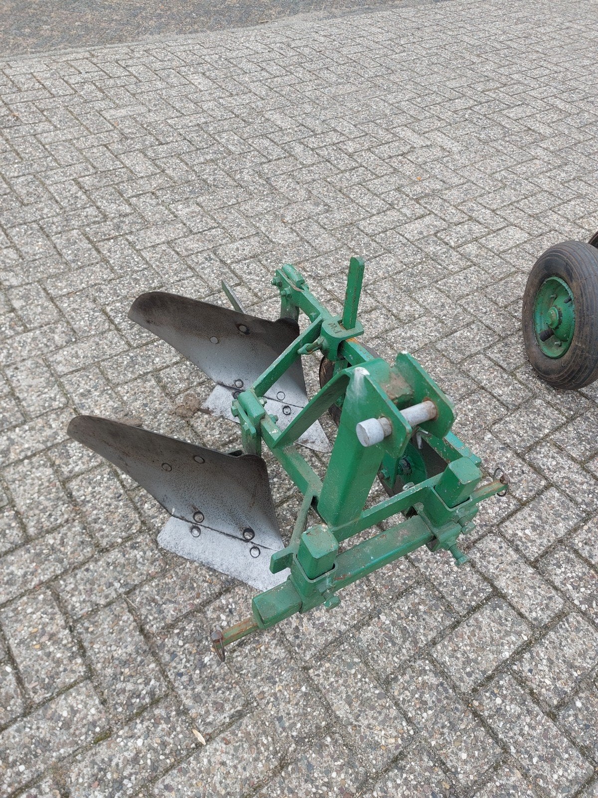 Ploeg voor minitractor / tuinbouwtrekker, Ophalen