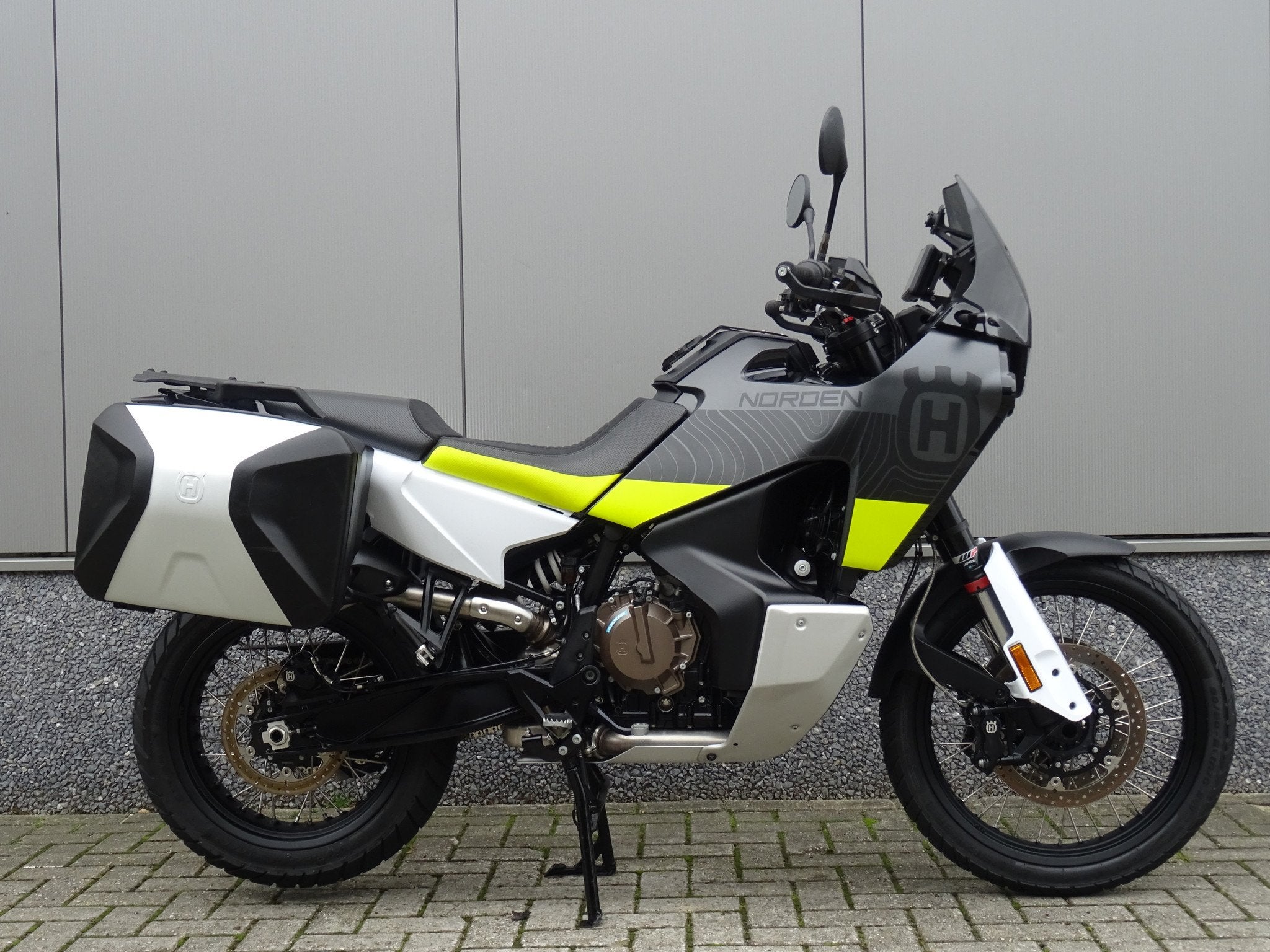 Husqvarna NORDEN 901 (bj 2022), 900 cc, Toermotor, Gebruikt, Bedrijf