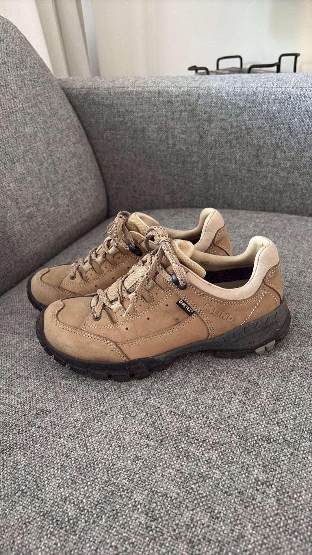 Dames Meindl wandelschoenen maat 4, Ophalen of Verzenden, Zo goed als nieuw, Schoenen