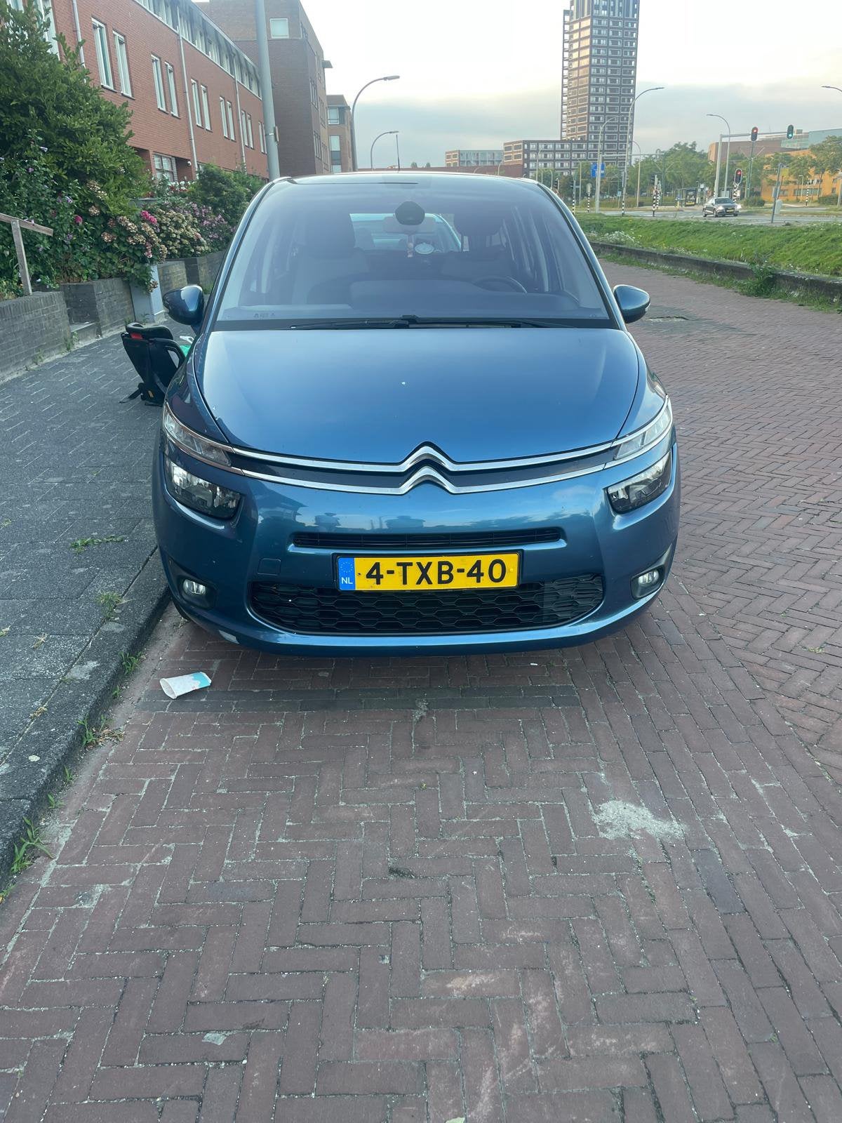 Citroën C4 (Grand) Picasso 1.6 VTI 2014 Blauw, Voorwielaandrijving, 4 cilinders, Blauw, 7 stoelen