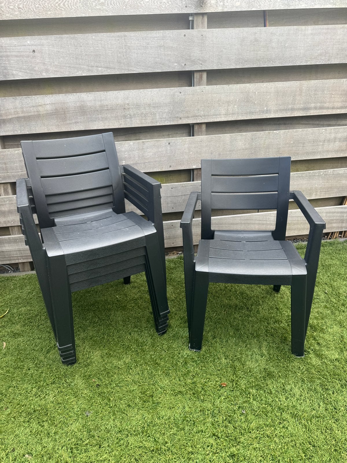 5x keter tuin stoelen, Ophalen, Zo goed als nieuw, Kunststof