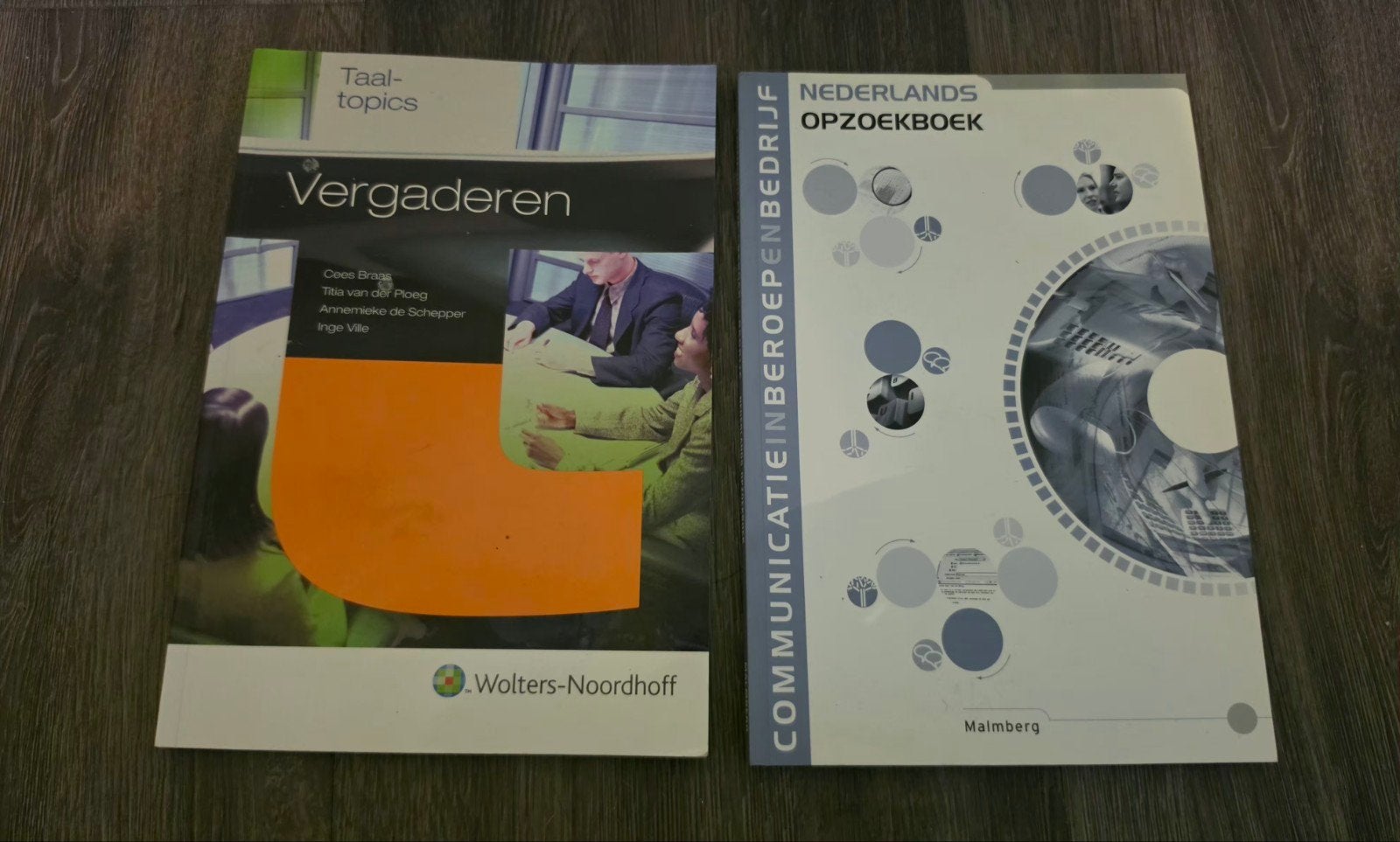 Vergaderen & Nederlands opzoekboek - 2 boeken, Boeken, Gelezen, Diverse auteurs, Gamma, HBO