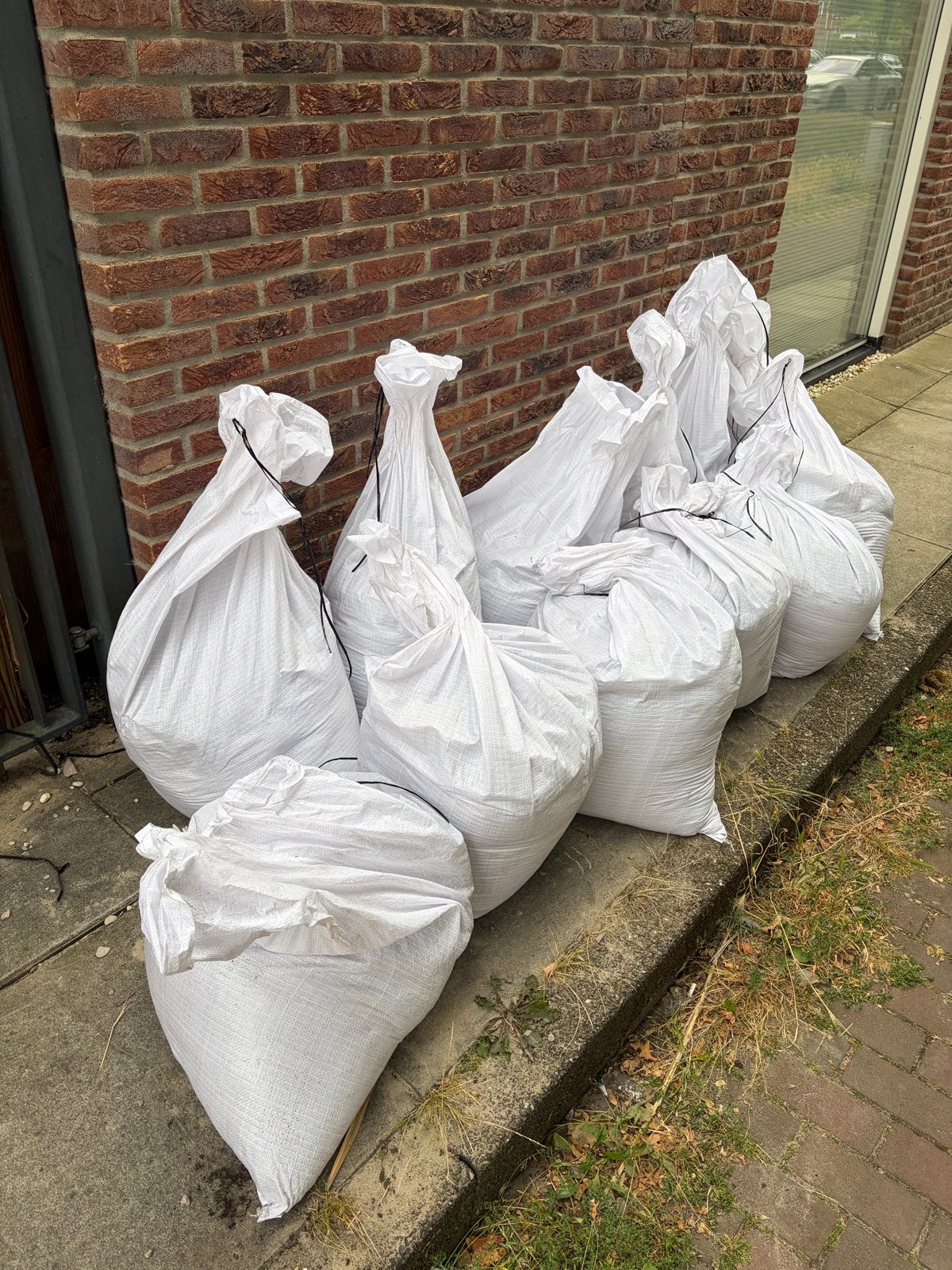 Ophoogzand / Straatzand in zakken, Tuin en Terras, Ophalen of Verzenden, Gebruikt, Straatzand