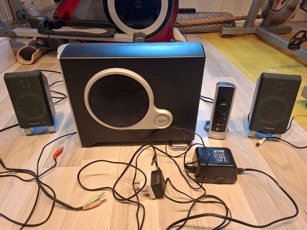 Computer luidsprekerset, Ophalen of Verzenden, Gebruikt, Audiokanaal 2.1, Gateway
