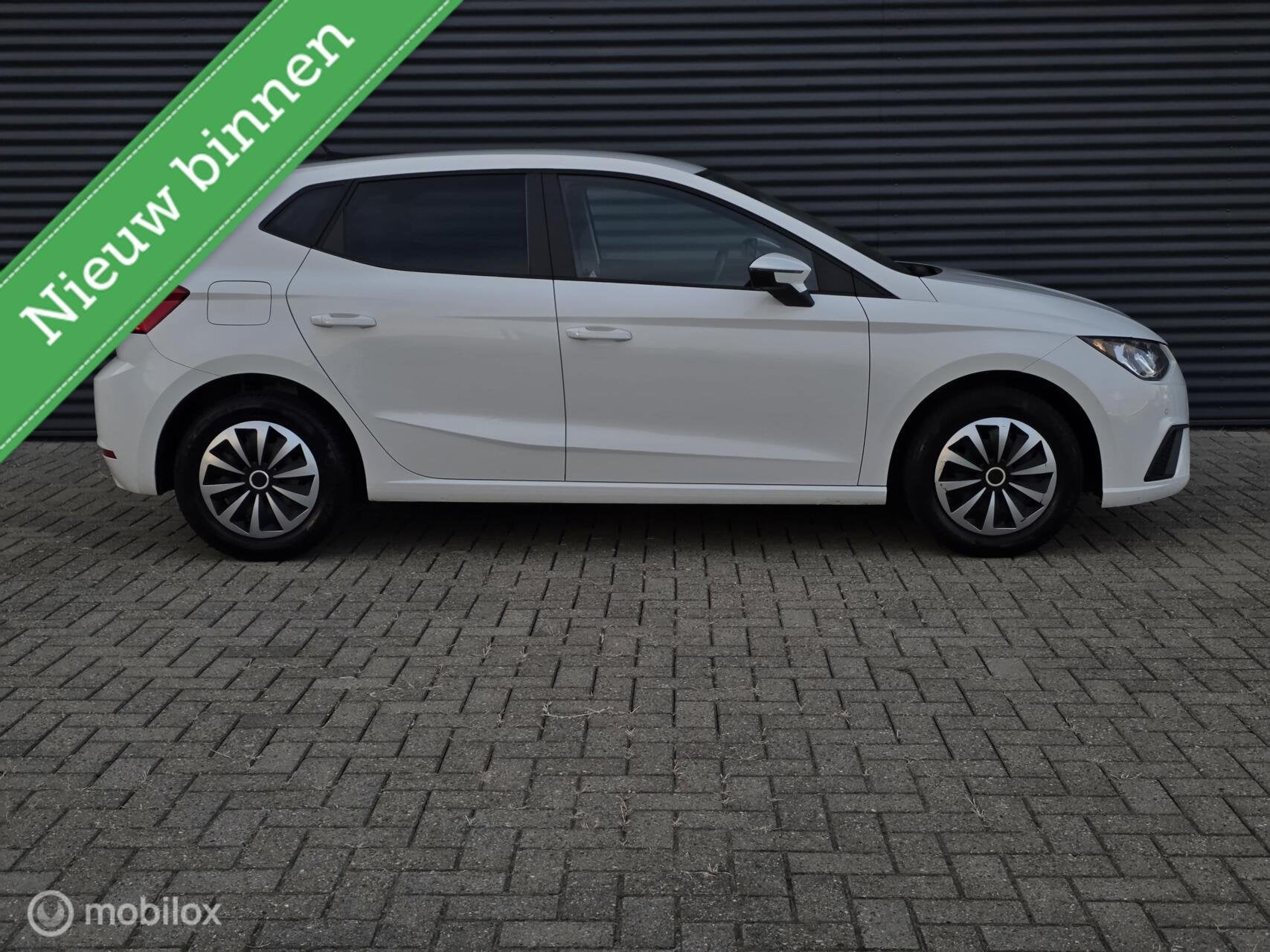 Seat Ibiza 1.0 TSI Business Intense, Voorwielaandrijving, Euro 6, Met garantie (alle), Origineel Nederlands
