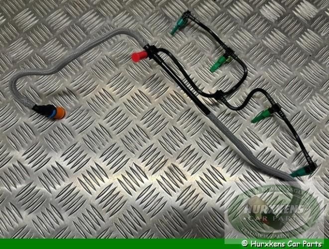 Buis brandstofretour Defender 2.4 Puma Defender slang LR0057, -, -, Nieuw, Ophalen of Verzenden