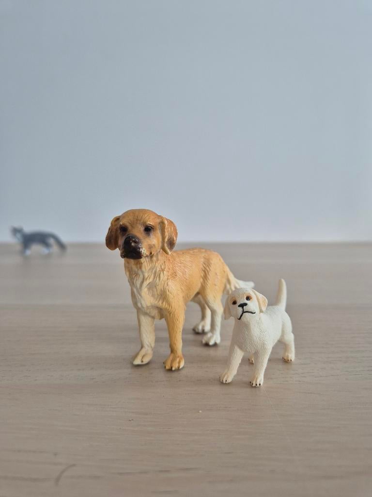 Schleich Golden Retriever en pup, Ophalen of Verzenden