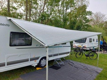 Thule Omnistor zakluifel met zijwand 3,75 x 2,5m., Ophalen, Zo goed als nieuw