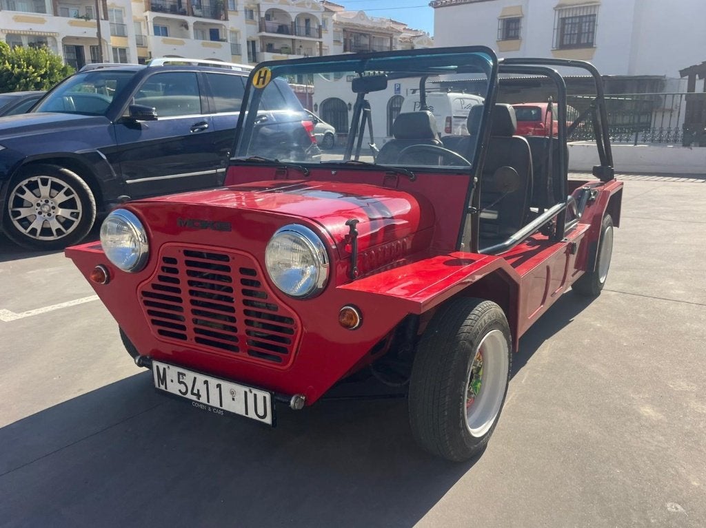 Mini Moke, bouwjaar 1988, 35.000 km, in nieuwstaat, Auto's, Voorwielaandrijving, Zwart, Cabriolet, Leder